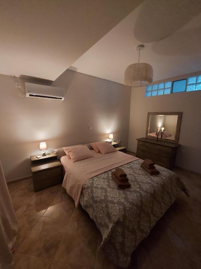 Vanas Apartment Ártemida Kültér fotó