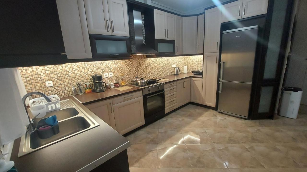 Vanas Apartment Ártemida Kültér fotó