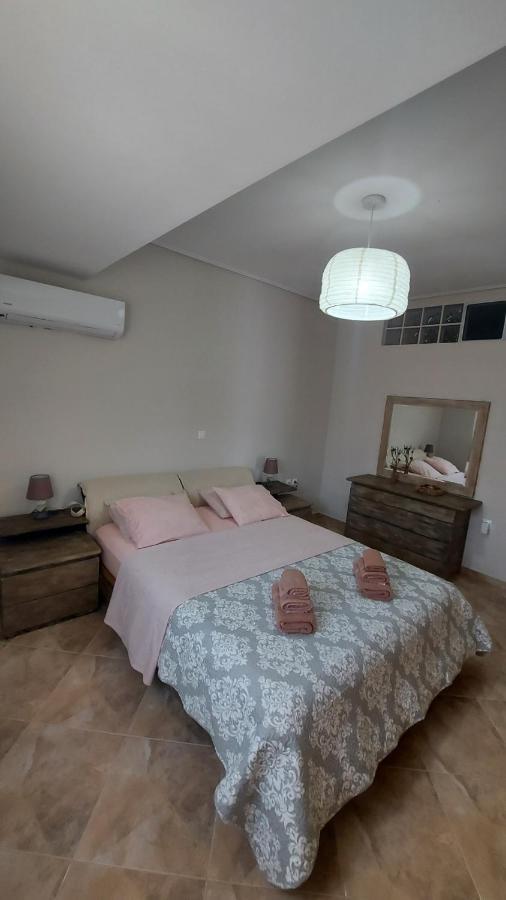 Vanas Apartment Ártemida Kültér fotó